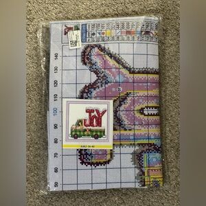 ✨New✨ Stamped Cross Stitch Kit (11 Count) -Joy (36cm x 40cm)